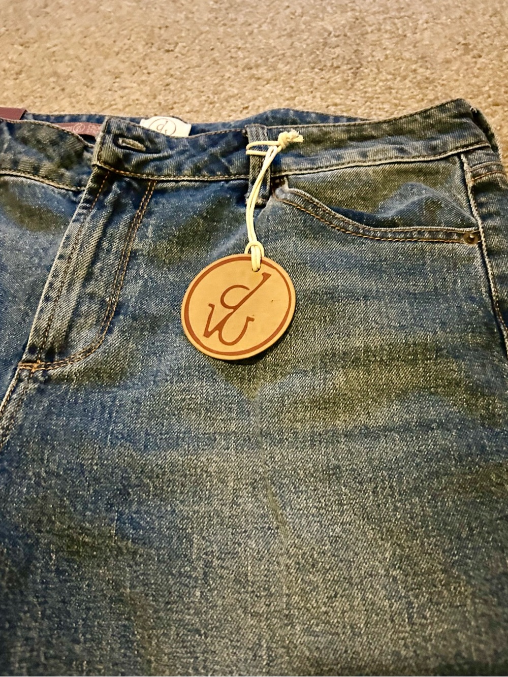 NWT Driftwood Charlotte Cropped Straight Blue Jeans Floral Embroidered Size 12 - Picture 9 of 11